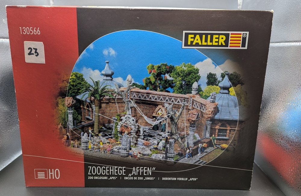 Faller Zoogehege 'Affen' (130566), Foto 1