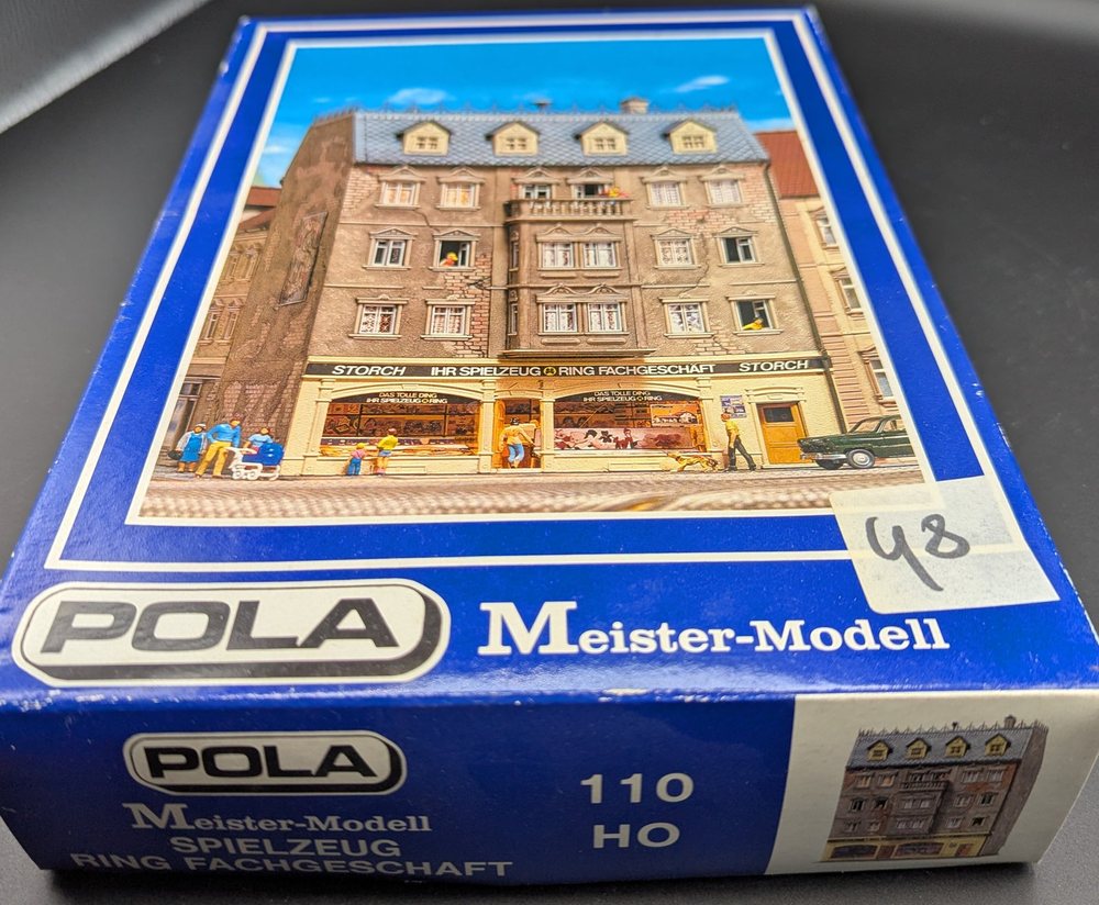 Pola Spielzeug Ring Fachgeschäft (110), Meister-Modell, Foto 2