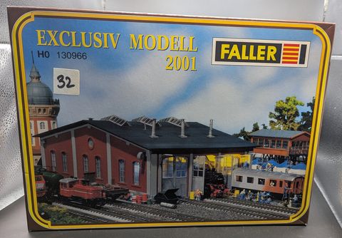 Faller Exclusiv Modell 2001: Waggon-Werkstatt (130966)