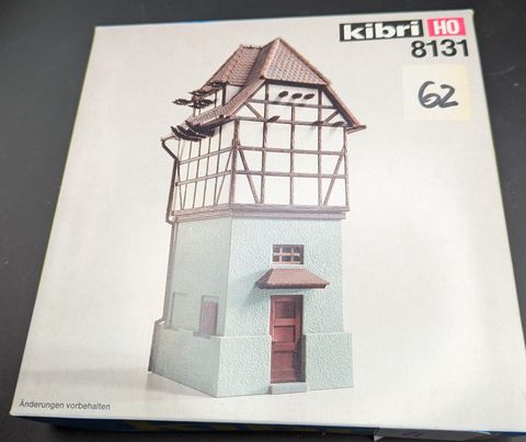 kibri Turmhaus mit Fachwerkaufbau (8131), Bezeichnung nicht gesichert